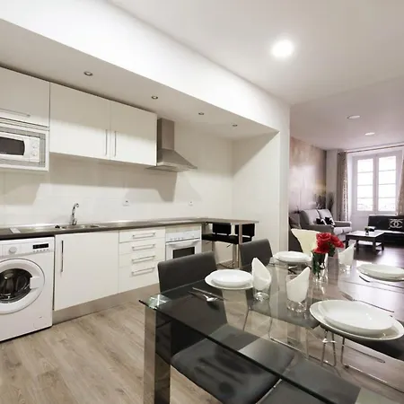 Apartamentos Day Madrid Sol Centro Gran Via Esterno foto