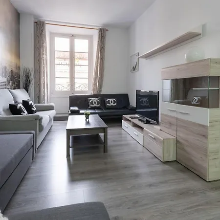Apartamentos Day Madrid Sol Centro Gran Via Esterno foto